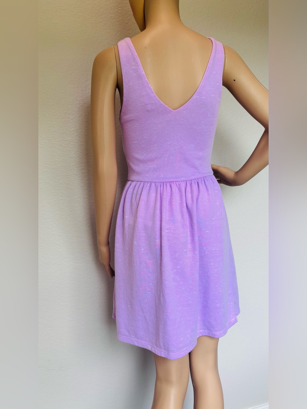 Everly Lavender Sleeveless V‑Neck Women Dress Lined NWOT - Picture 3 of 13